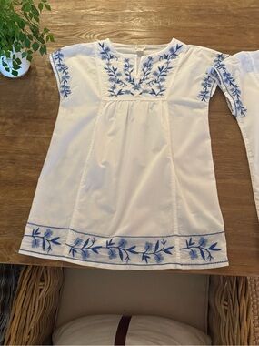 Crewcuts White Dress with Blue Floral Embroidery. Worn once. Excellent condition